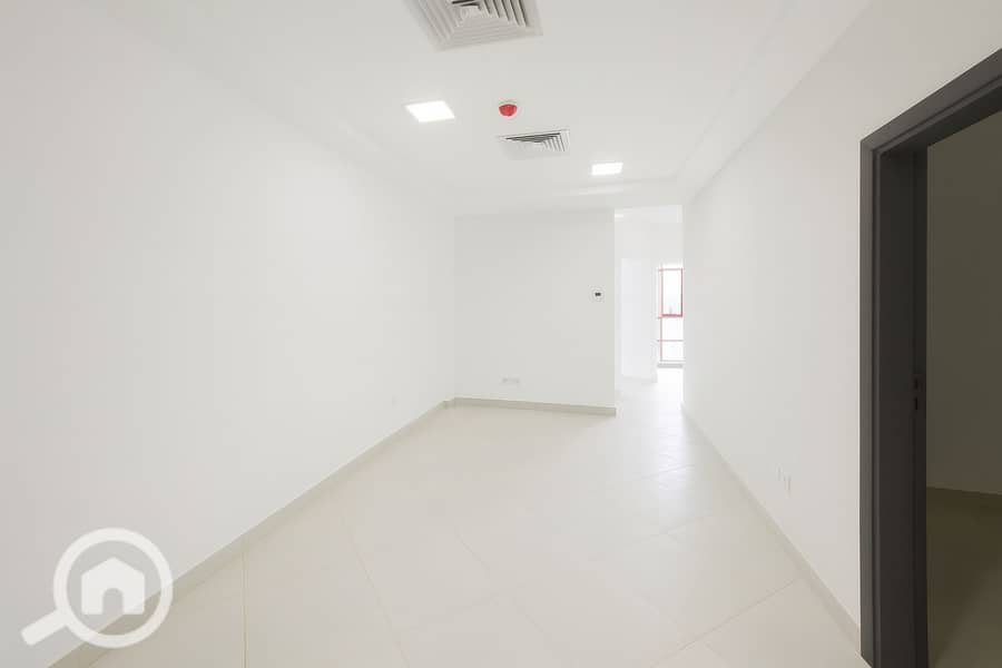 9 dfd80317-04e5-4422-99a8-164facc06715. png