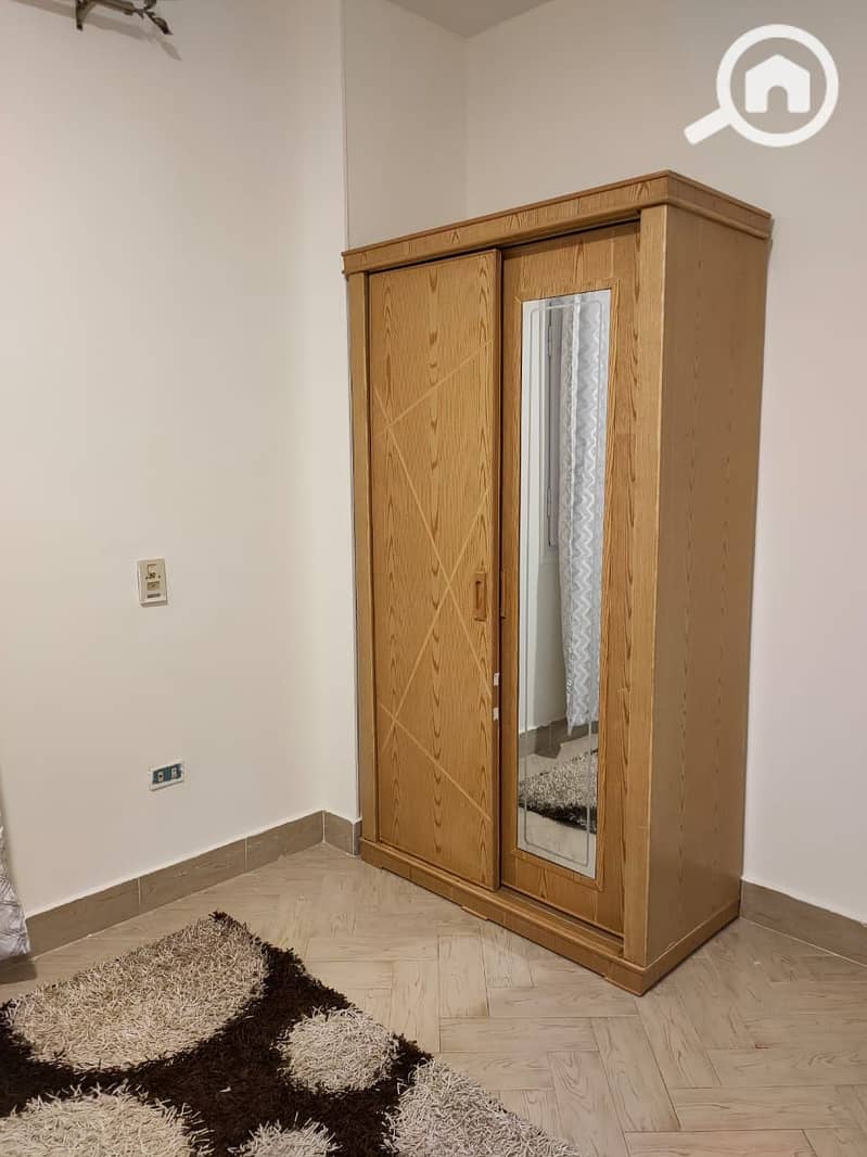 9 7bbb3b82-c0b2-43d9-9ff2-a8a131f8df40. jpg