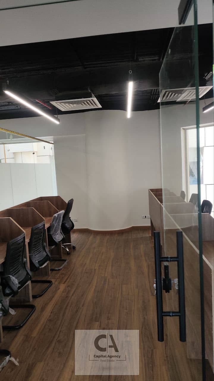 photo_6048429394889477196_y. jpg