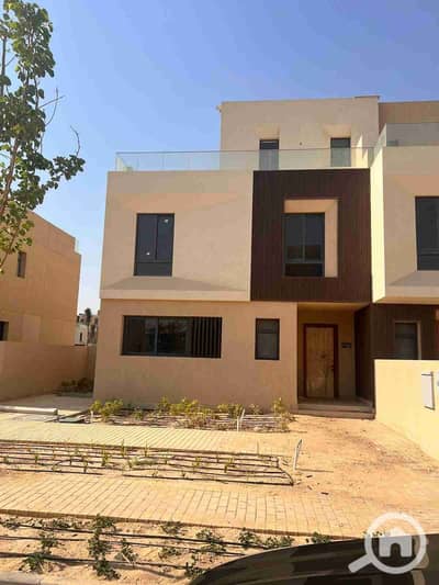 توين هاوس 5 غرف نوم للبيع في الشيخ زايد، الجيزة - IMG-20251026-WA0083. jpg