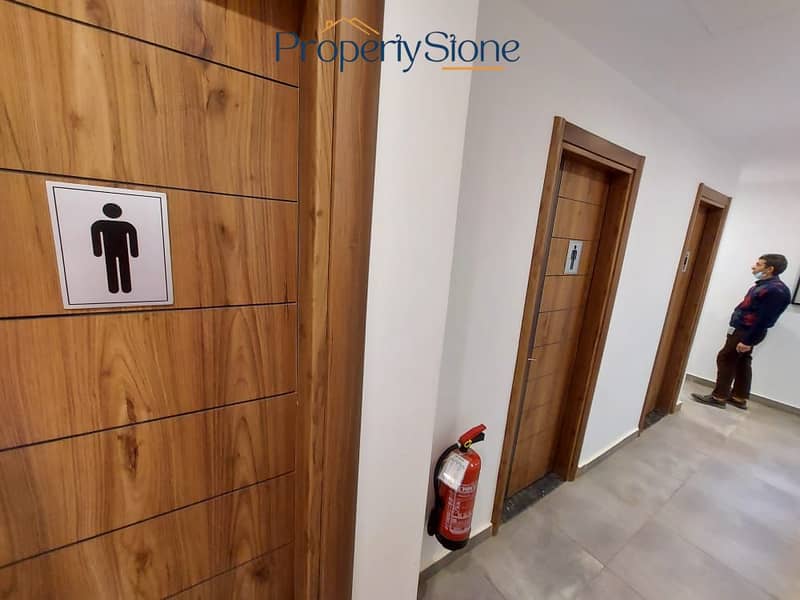 5 WhatsApp Image 2025-10-23 at 5.47. 44 PM (2). jpeg