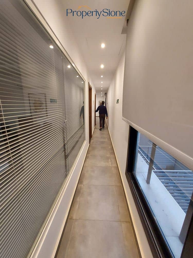 16 WhatsApp Image 2025-10-23 at 5.47. 47 PM (2). jpeg