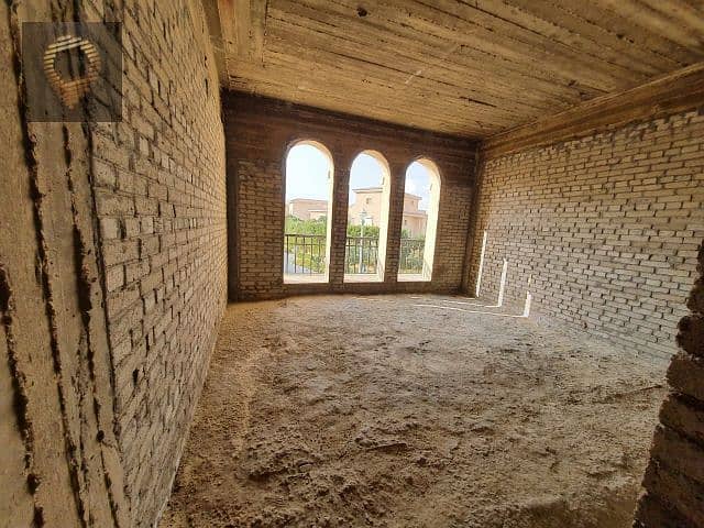 8 a6fee344-ba39-4a3c-9527-30a924d9fe2c. jpg