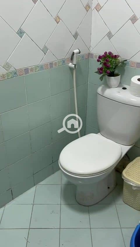 6 WhatsApp Video 2025-10-26 at 18.42. 54_5acf41ff_000087. jpg