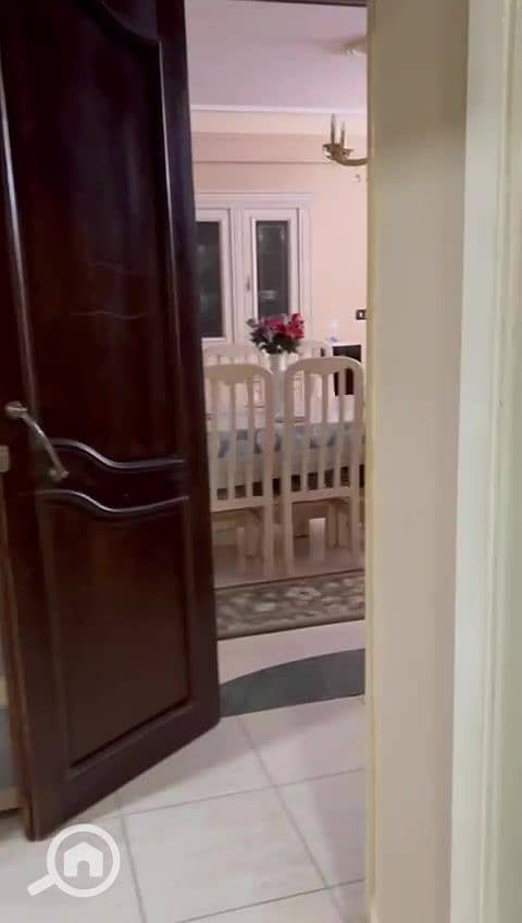 9 WhatsApp Video 2025-10-26 at 18.42. 54_5acf41ff_000237. jpg