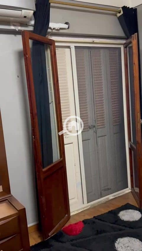 11 WhatsApp Video 2025-10-26 at 18.42. 54_5acf41ff_000248. jpg