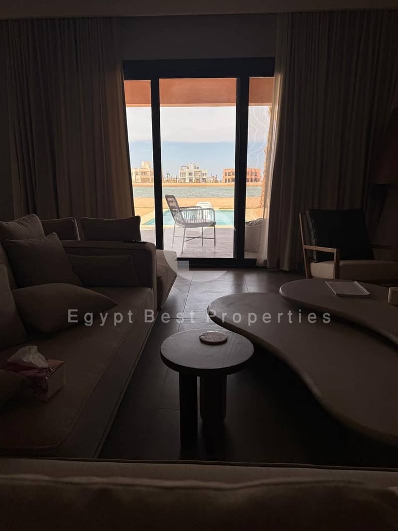 2 b09581b0-99a7-4589-ace5-93d5a455d162. jpeg