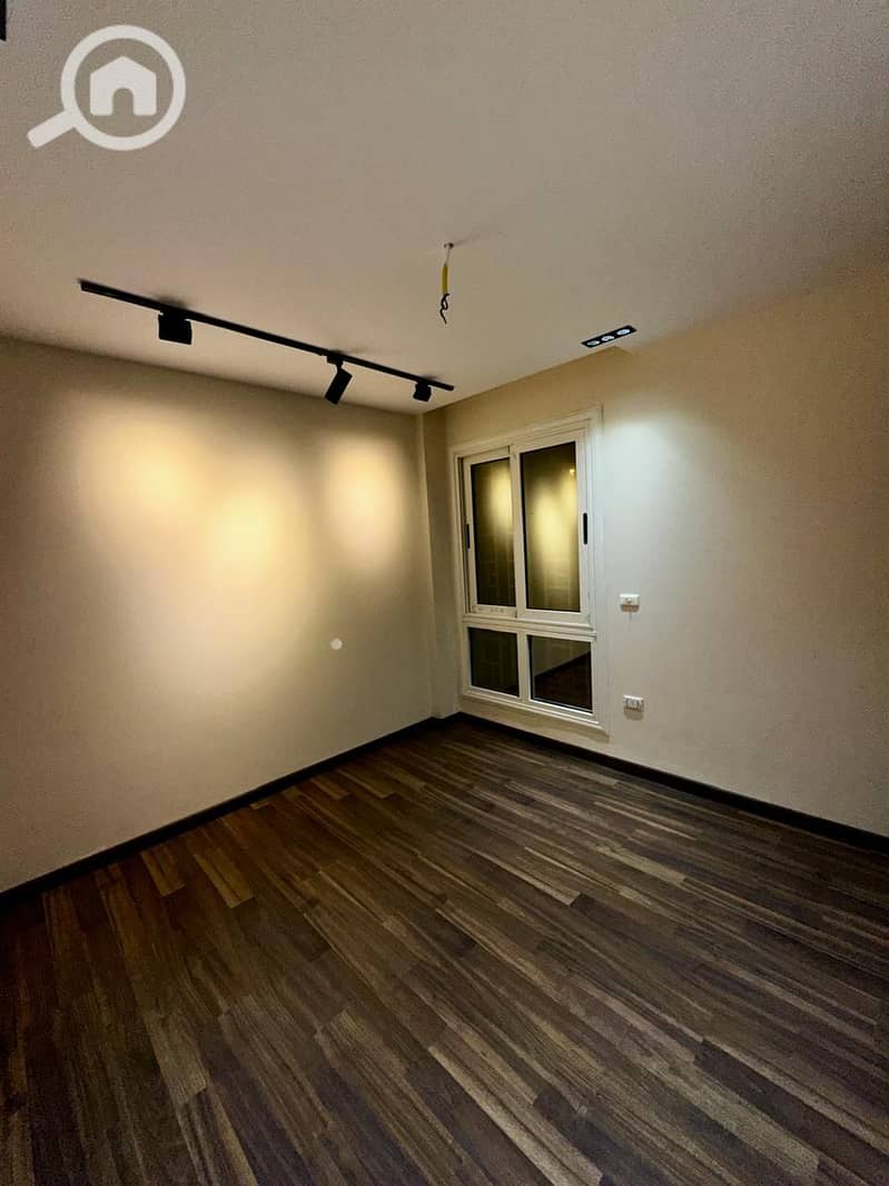 8 WhatsApp Image 2025-10-26 at 6.56. 56 PM. jpeg