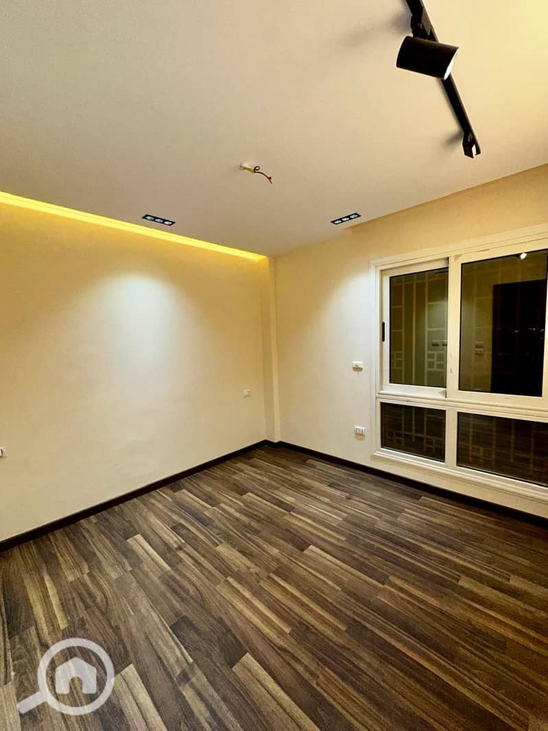 9 WhatsApp Image 2025-10-26 at 6.56. 55 PM (4). jpeg