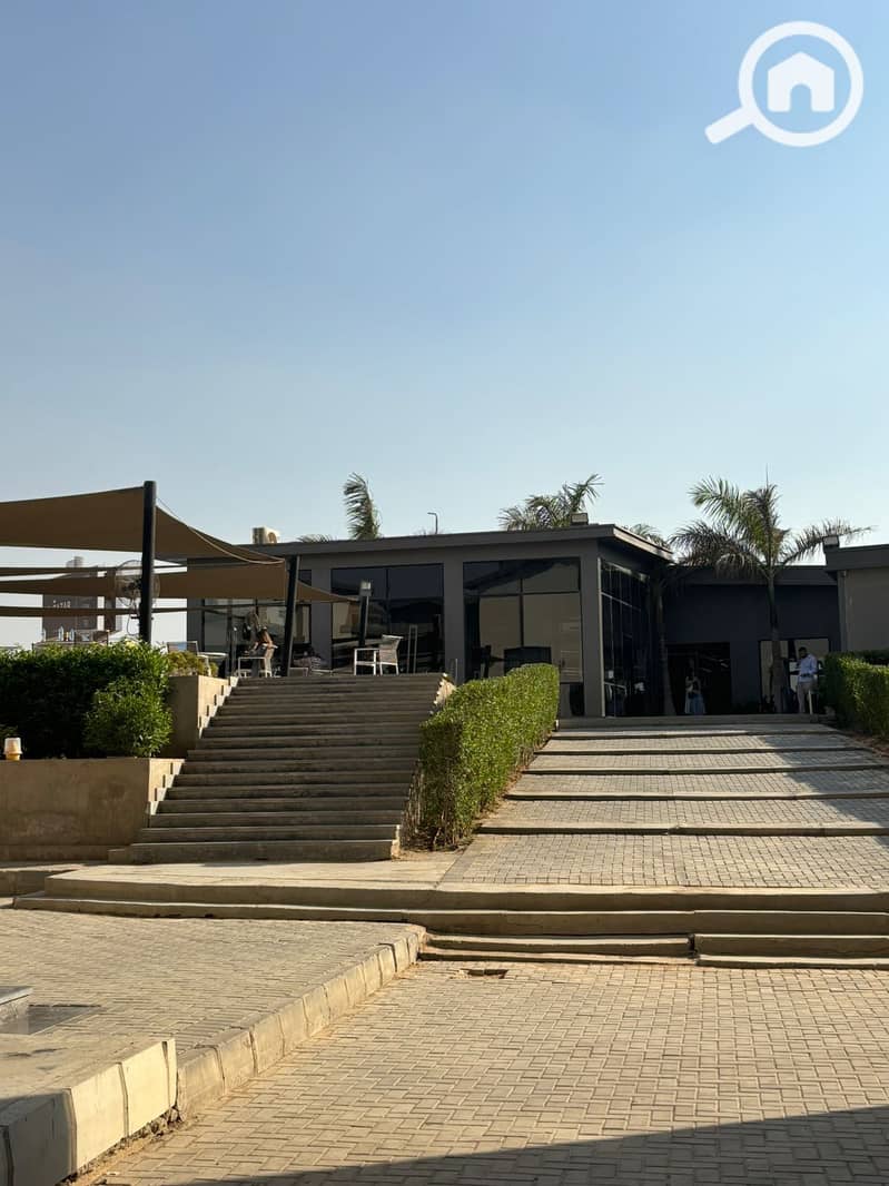 10 WhatsApp Image 2025-10-09 at 3.00. 58 PM. jpeg