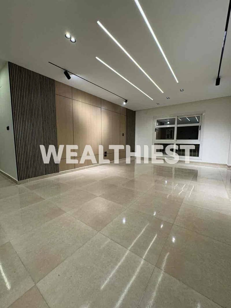 11 371ce930-2540-4e28-af59-5caaf78f7127. jpg