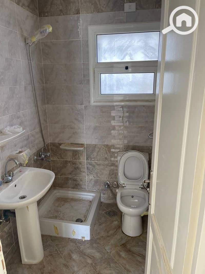 4 WhatsApp Image 2025-10-26 at 6.49. 28 AM (1). jpeg