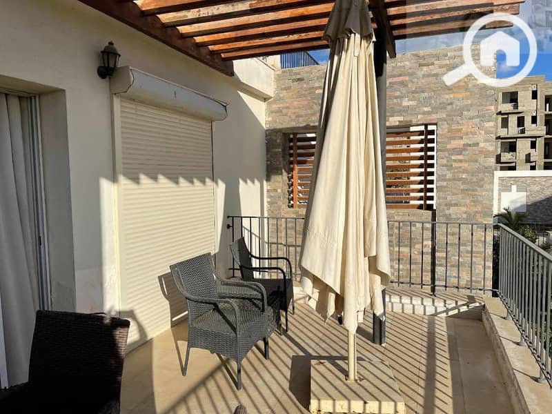 4 1874b1f1-00aa-4c59-ba34-f284a94178f5. jpg