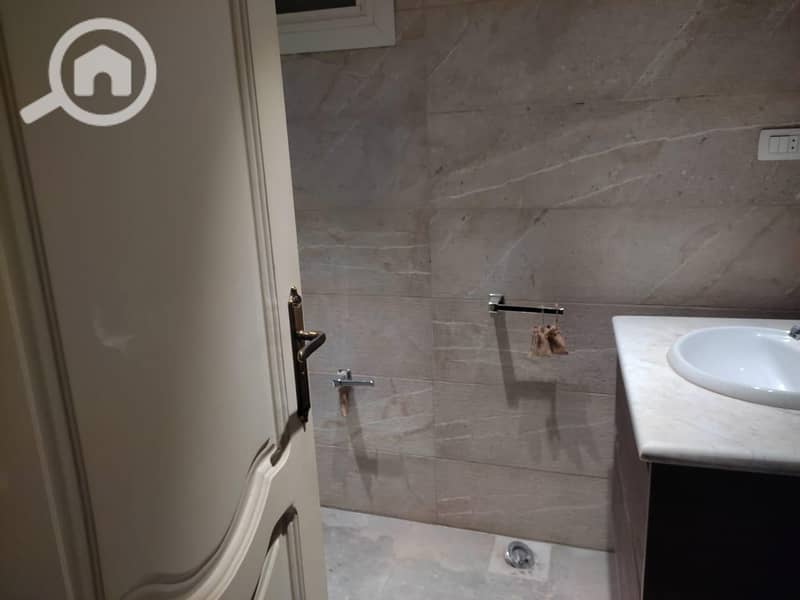 5 WhatsApp Image 2025-10-26 at 6.35. 47 PM (1). jpeg