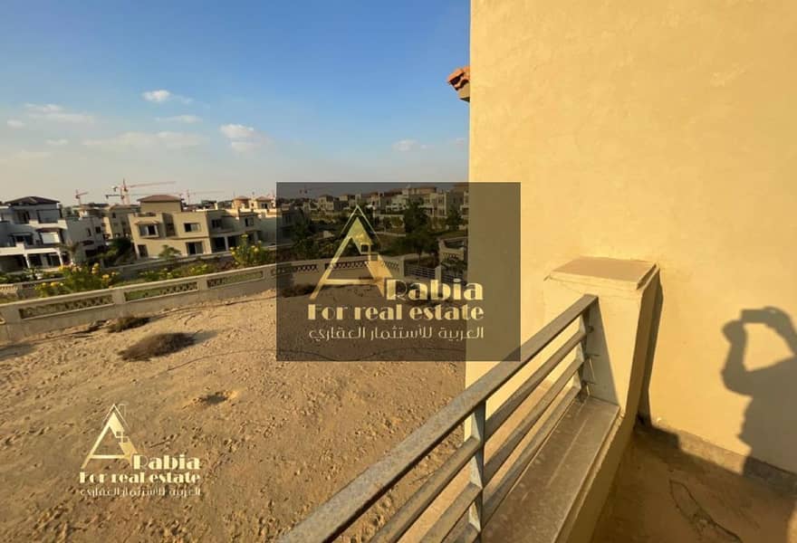 8 10f9af1f-ad41-439f-83a8-74f4d3dc354d. jpg