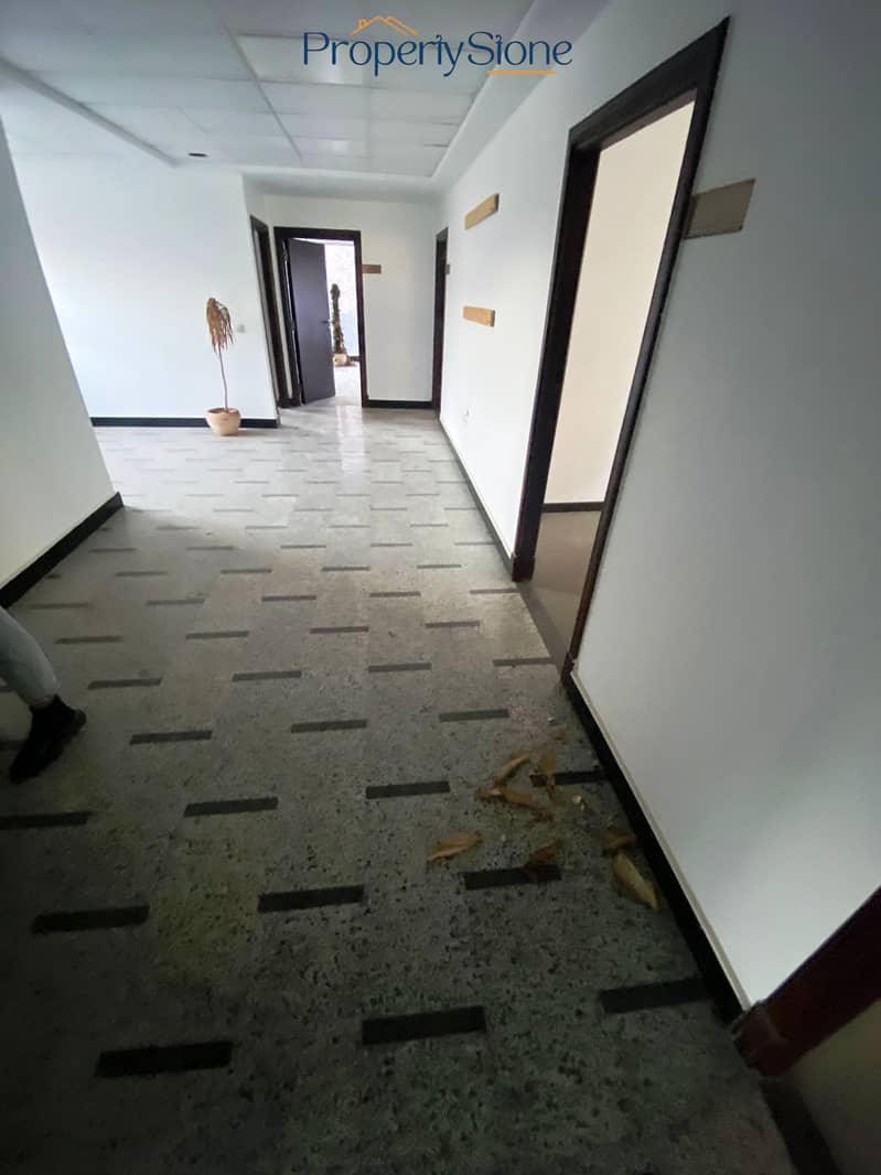 4 WhatsApp Image 2025-10-23 at 5.27. 48 PM (2). jpeg