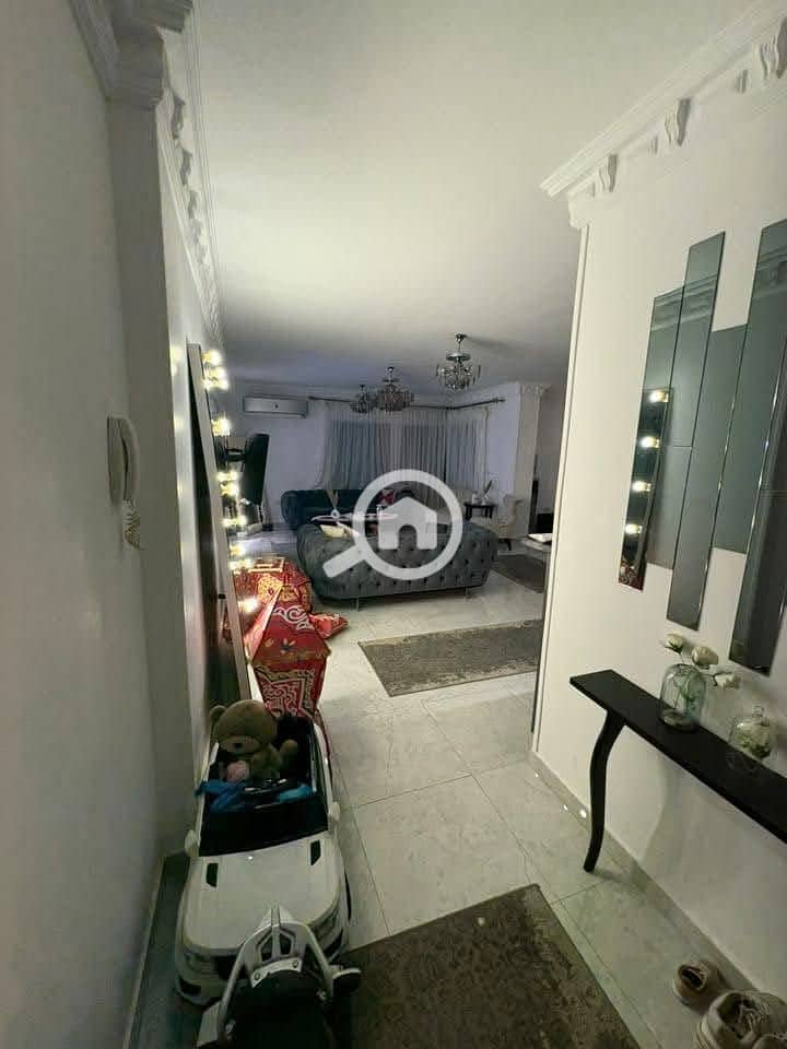 7 2d1b526d-d826-4c63-8639-a7c6dddd619e. jpg