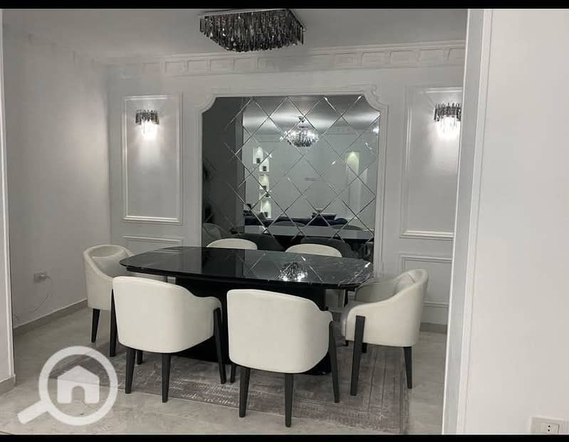 10 3b0b2586-1c37-46ab-82f8-e9d9645fa1bf. jpg