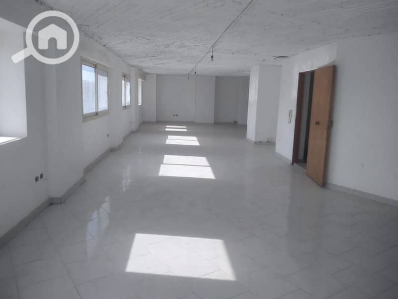 2 WhatsApp Image 2025-10-20 at 4.49. 15 PM (1). jpeg