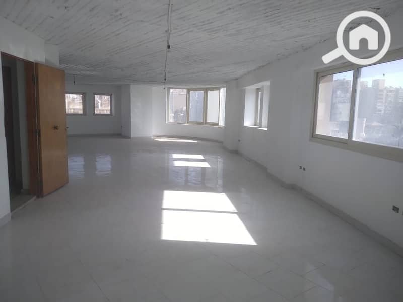 10 WhatsApp Image 2025-10-20 at 4.49. 20 PM. jpeg