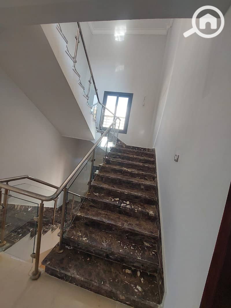 4 WhatsApp Image 2025-10-07 at 3.29. 21 PM. jpeg