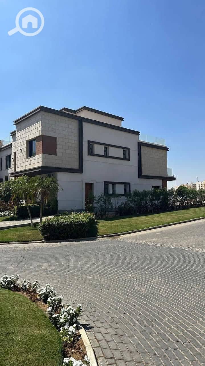 10 e2c1a650-da71-4f08-a3c8-b88eae669dee. jpg