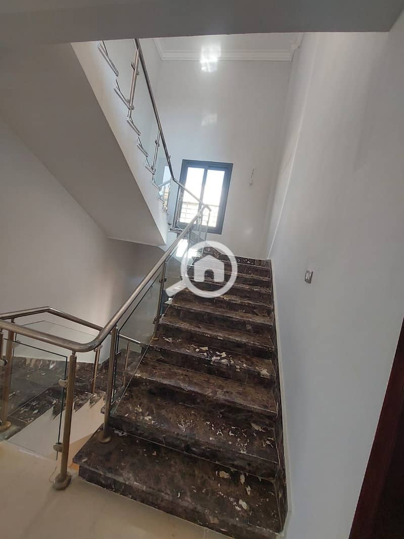 4 WhatsApp Image 2025-10-07 at 3.29. 21 PM. jpeg