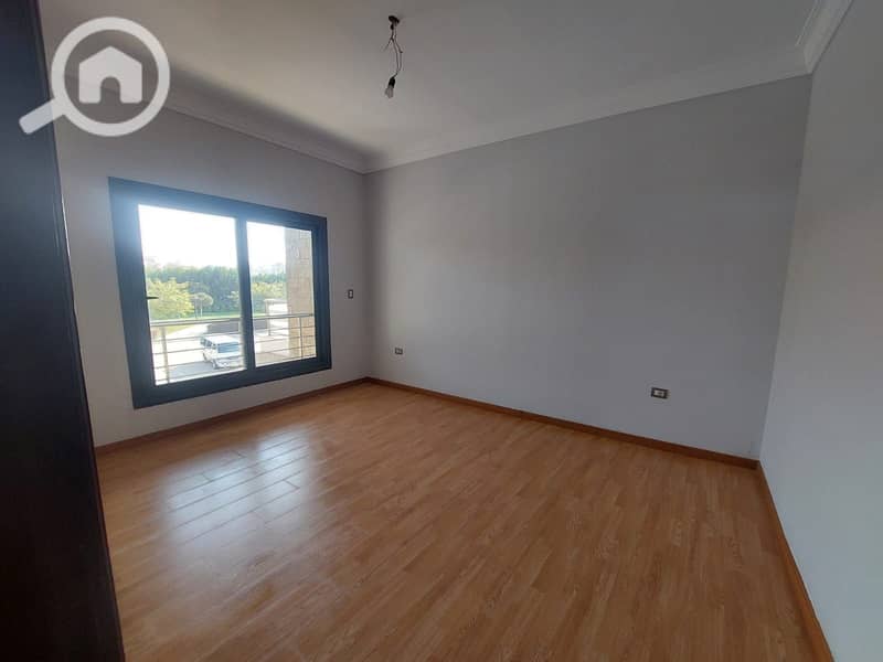 6 WhatsApp Image 2025-10-07 at 3.29. 20 PM. jpeg