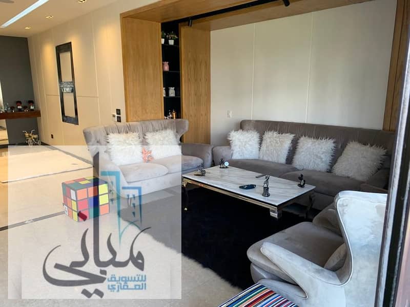 7 51c4ba62-0245-402e-a30f-04abfc0a40ba. jpeg