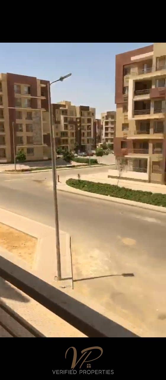 12 WhatsApp Image 2025-10-26 at 21.43. 47_e2da28d5. jpg