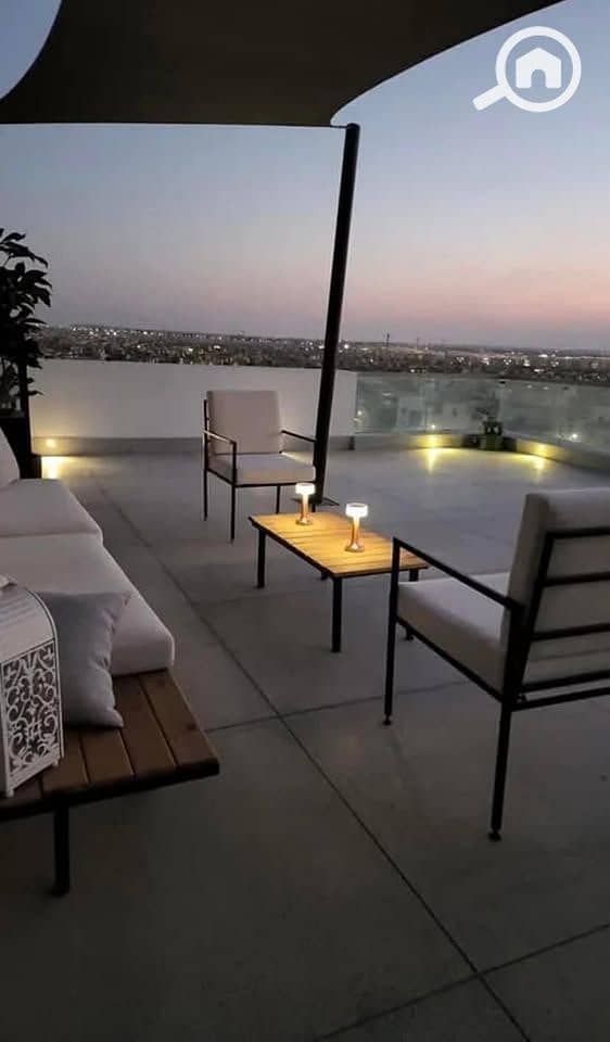 8 541437139_122192885576505837_6868362318185414016_n. jpg