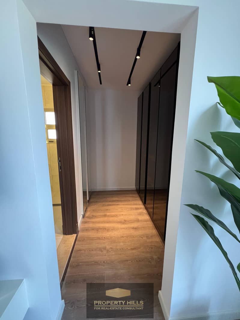 4 WhatsApp Image 2025-10-21 at 11.49. 13 AM. jpeg