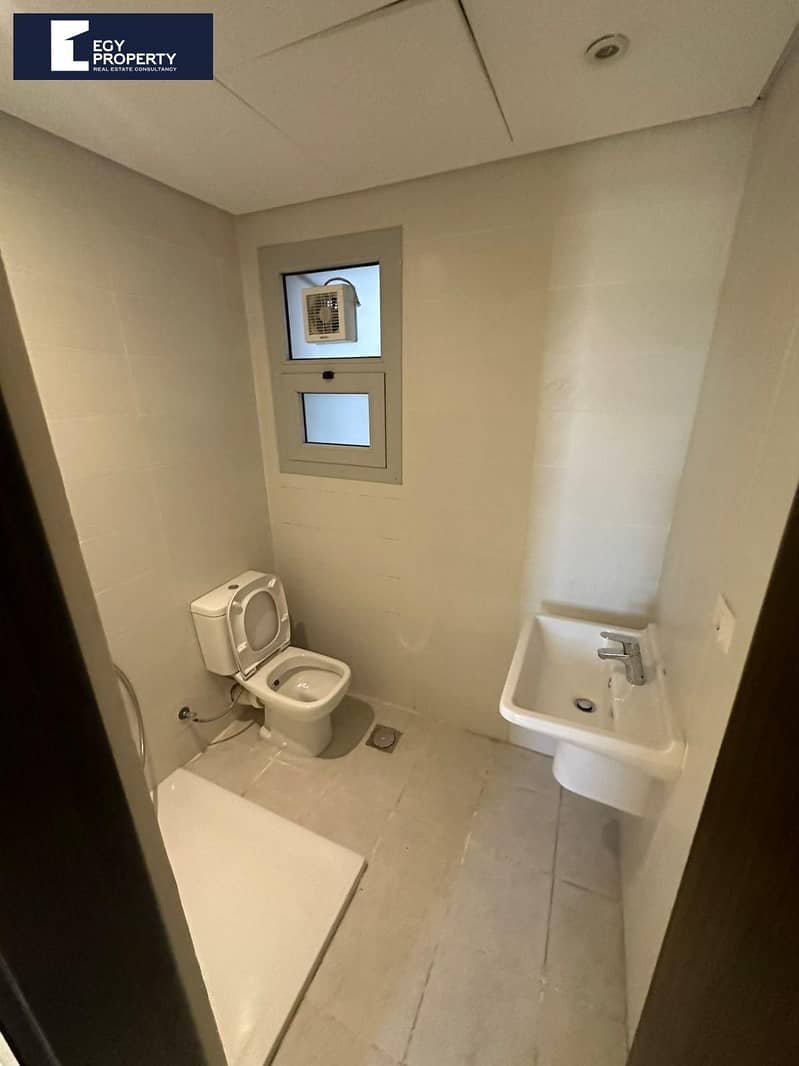 10 _files_WhatsApp Image 2025-09-13 at 07.13. 44_79914c69 (1). jpg