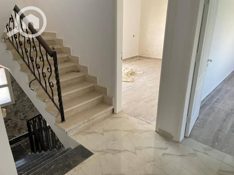 3 92e28a42-ade9-4636-9d25-fdc78303d3c6. jpg