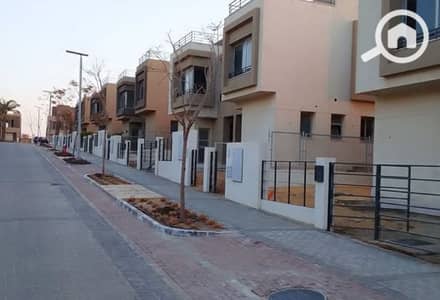 تاون هاوس 4 غرف نوم للبيع في القاهرة الجديدة، القاهرة - 5644e71d-ddcd-4180-b312-668e42a5fe75. jpg
