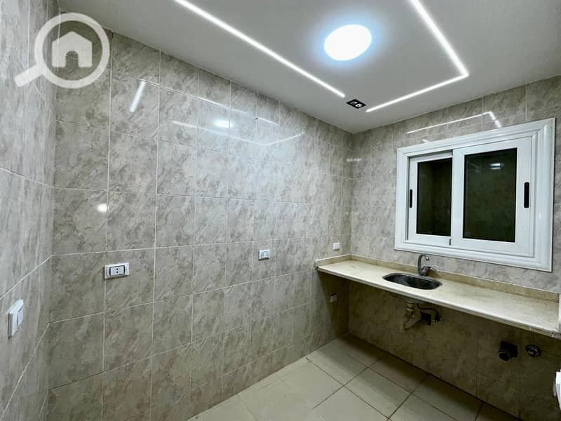 6 WhatsApp Image 2025-10-26 at 10.21. 39 PM (2). jpeg