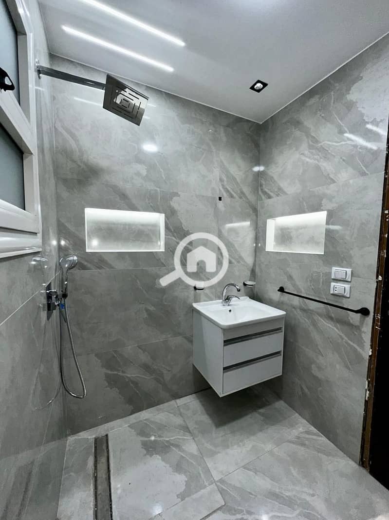 9 WhatsApp Image 2025-10-26 at 10.21. 38 PM. jpeg