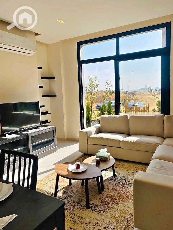 3 552260976_1449124056368432_55259173646304147_n - Copy. jpg