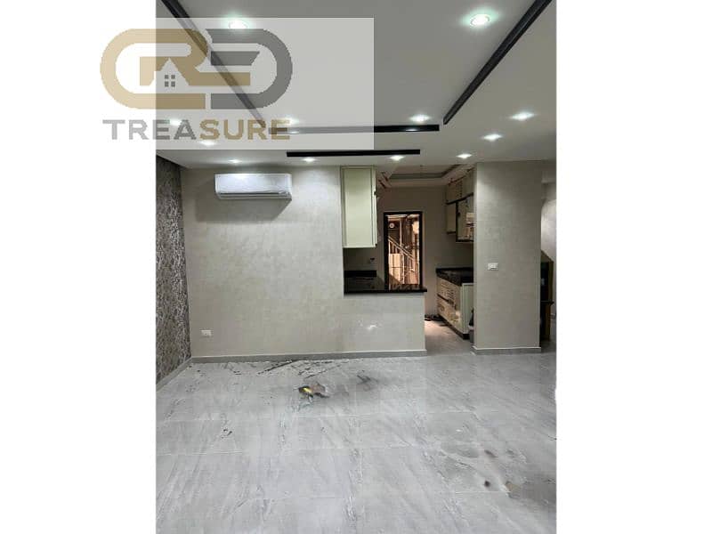 3 WhatsApp Image 2025-10-26 at 11.35. 47 PM (2). jpg