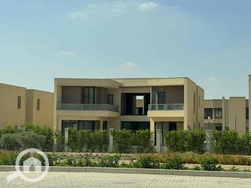 8 a1891f12-25ff-4e0e-8429-0e7c1b764c90. jpg