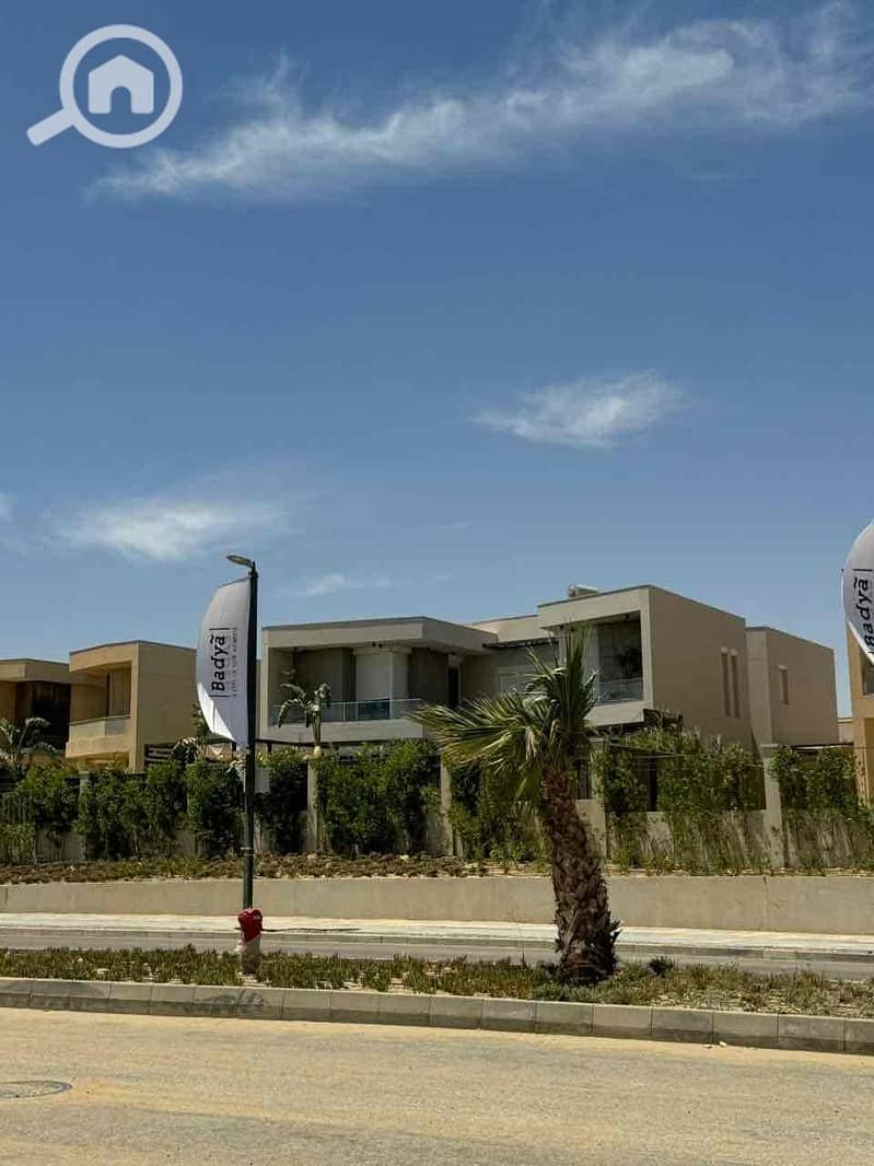 8 e7228743-c1c9-4701-b8fb-3e3e76366f6a. jpg