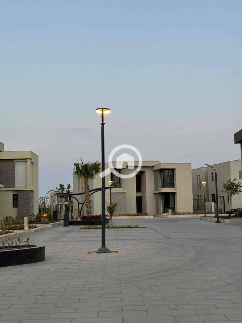 16 68eeb23b-48cd-44ca-b729-61e91201bf7b. jpg