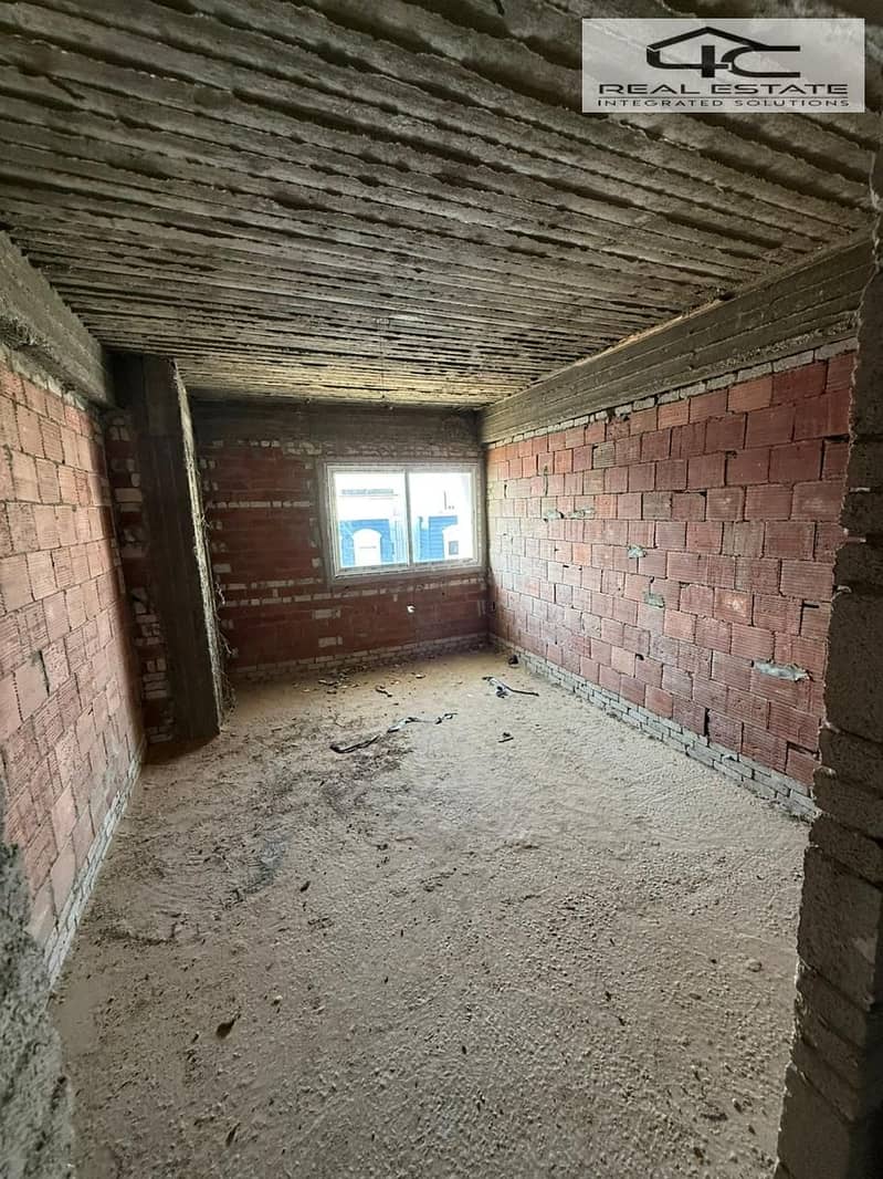 2 WhatsApp Image 2025-05-22 at 12.21. 23 PM. jpeg