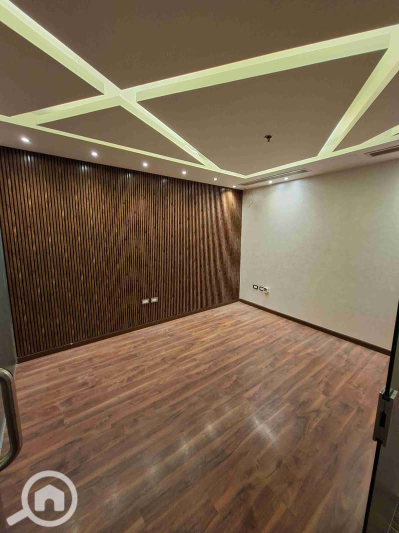 10 ٢٠٢٥١٠١٥_١٧٤٥١٩. jpg