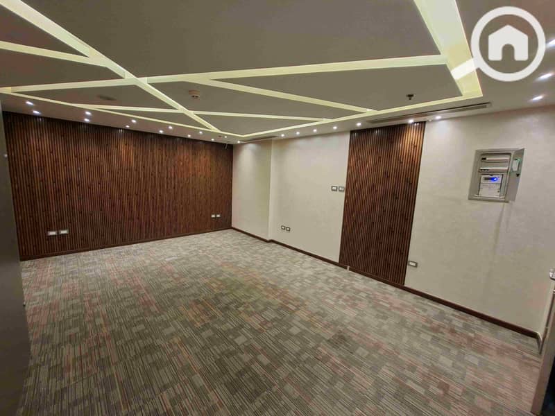 13 ٢٠٢٥١٠١٥_١٧٤٧٣٠. jpg