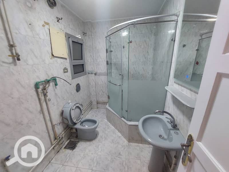 4 41061727-b990-4cd7-b261-8d0a92743a7c. jpeg