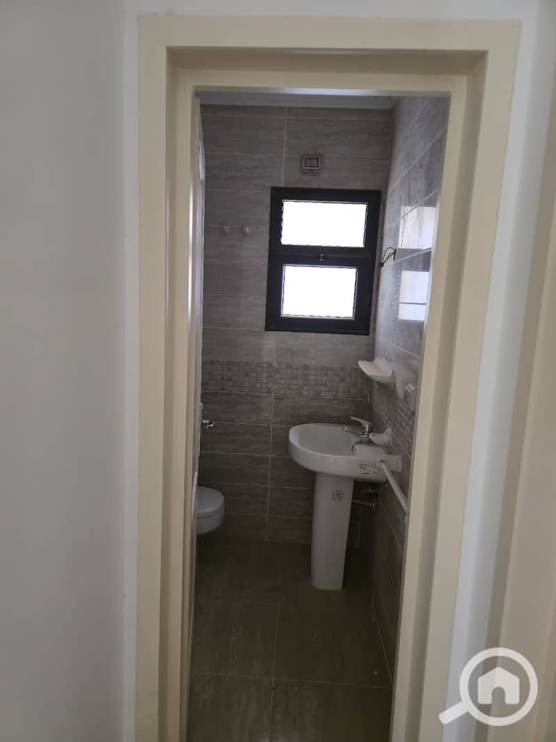 5 WhatsApp Image 2025-10-26 at 11.48. 25 PM (2). jpeg