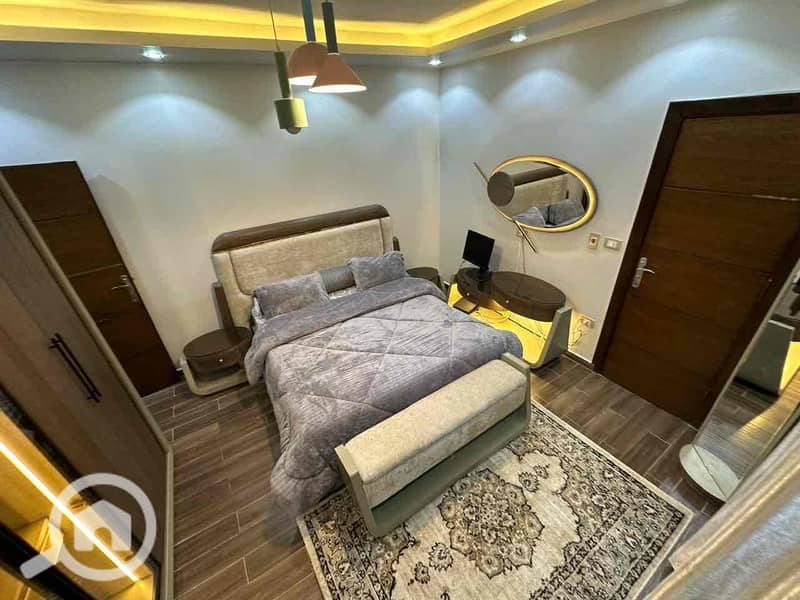 7 49430a6c-0f53-4518-a67e-365a4c3b4820. jpg