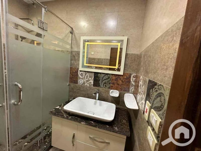 8 1772be03-0e66-41b7-a8de-c1125093cbfd. jpg