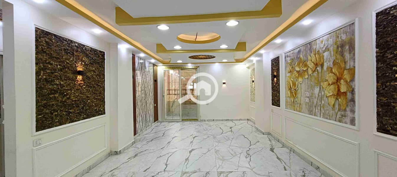 1000011024. jpg 1000011024. jpg